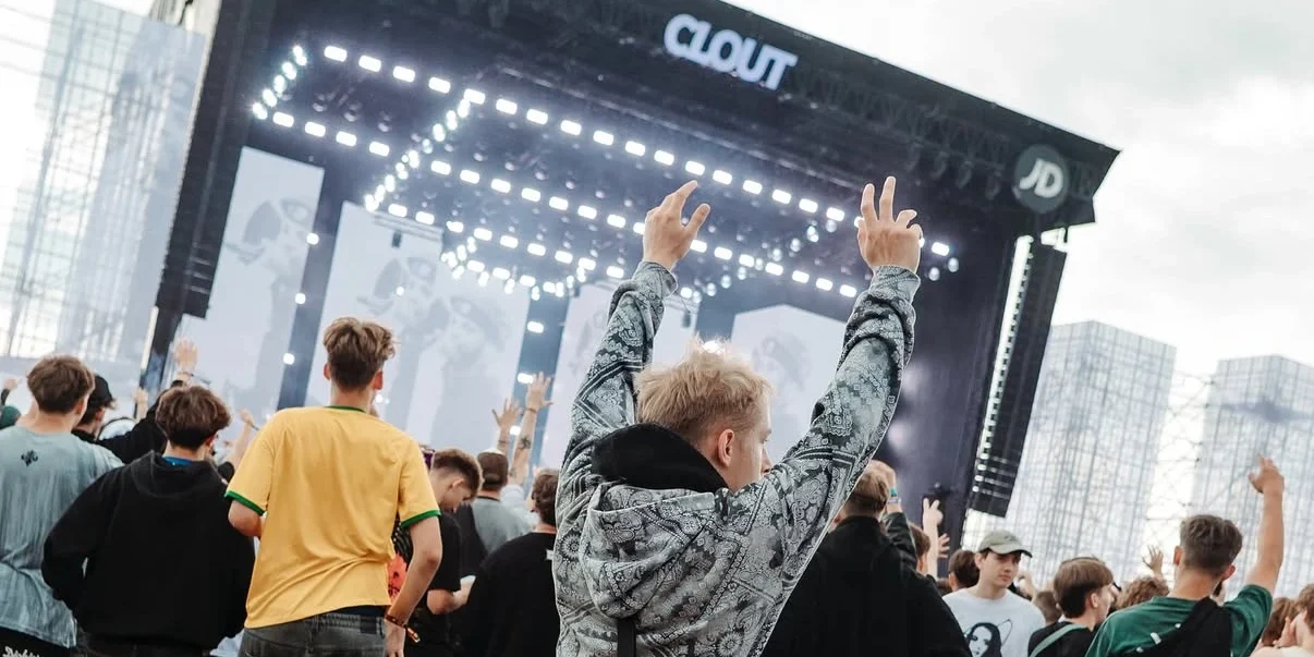 Summer in Warsaw - festivals, stadium spectacles (2)